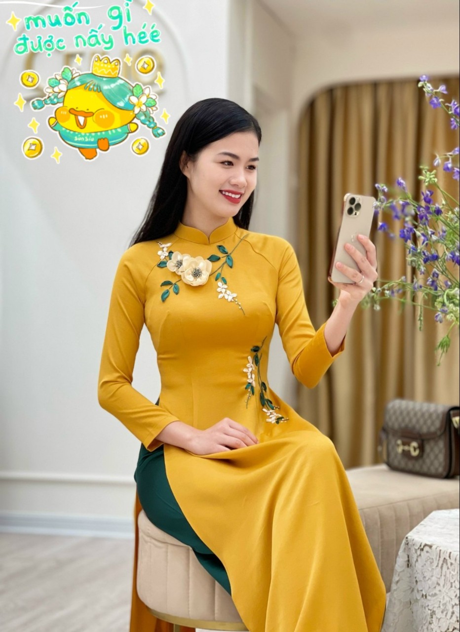 Áo dài truyền thống Ceillo vàng