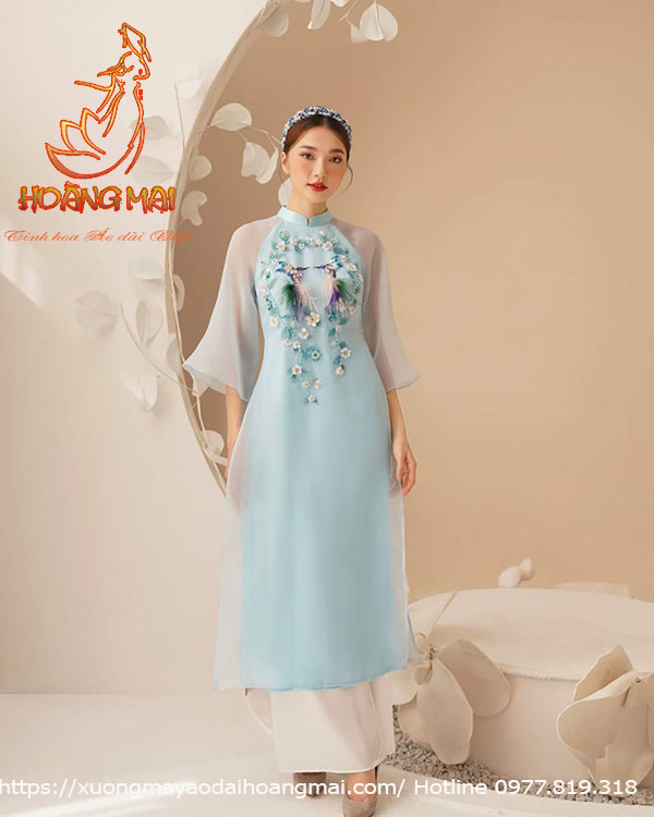 ao dai cach tan me và be Moc tra xanh (1)