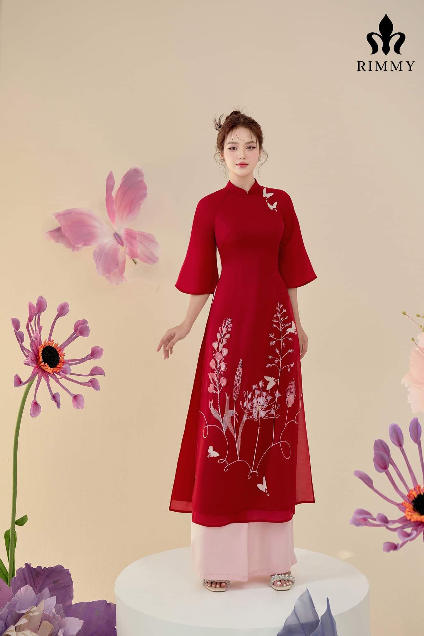 Áo dài cách tân nữ Rimmy thêu đính