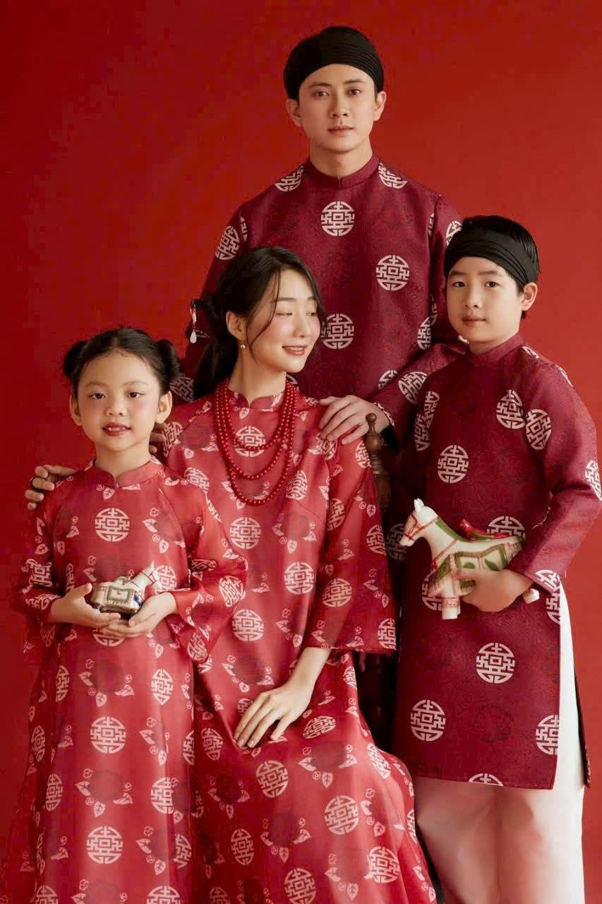 Áo dài gia đình