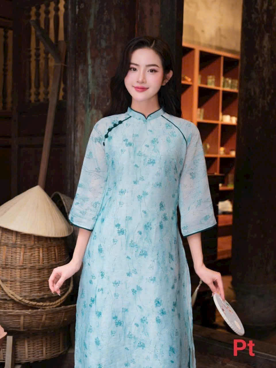 Áo dài cách tân nữ