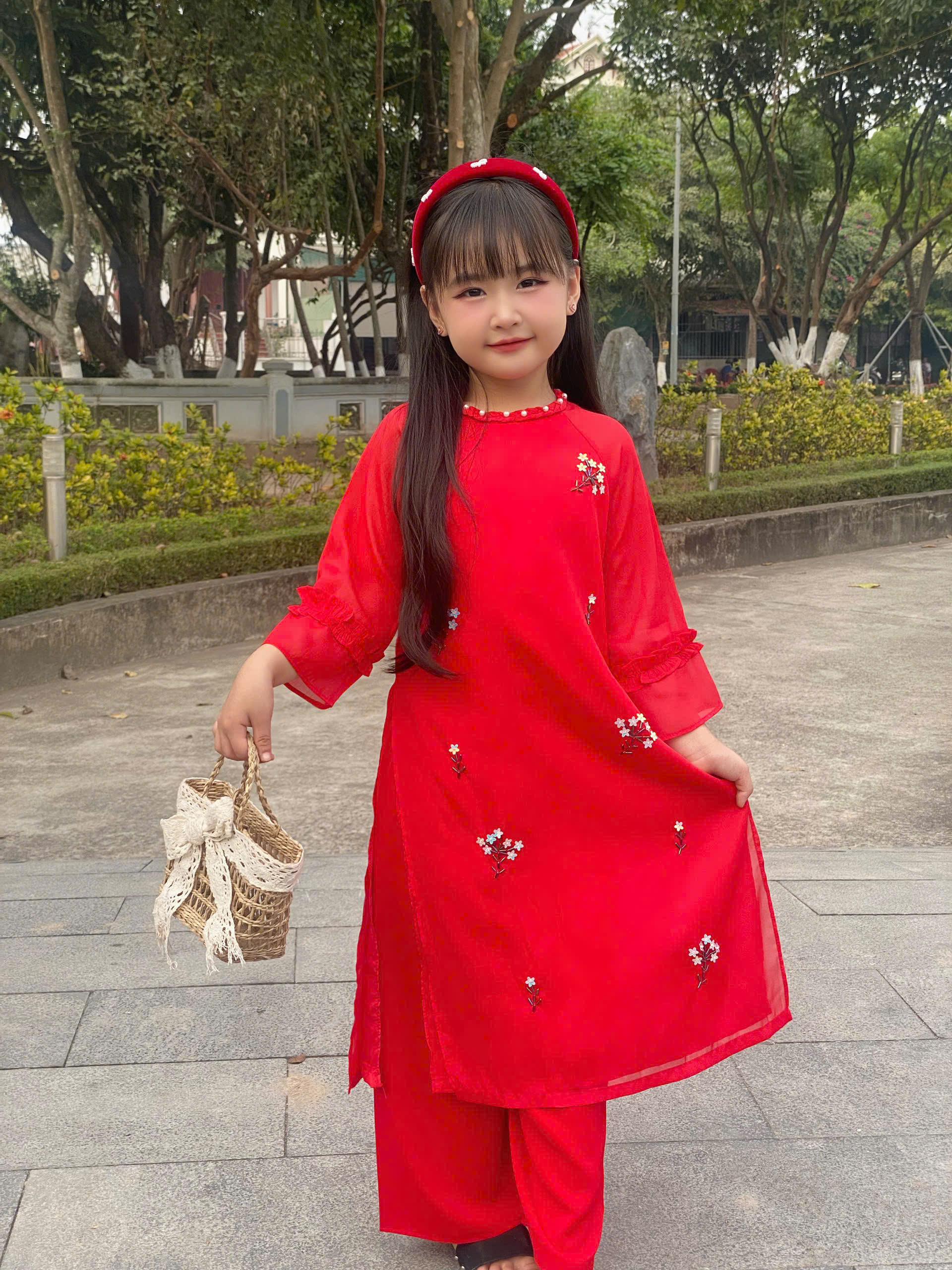 Áo dài bé gái  cổ tết đỏ tơ ánh  lót lụa