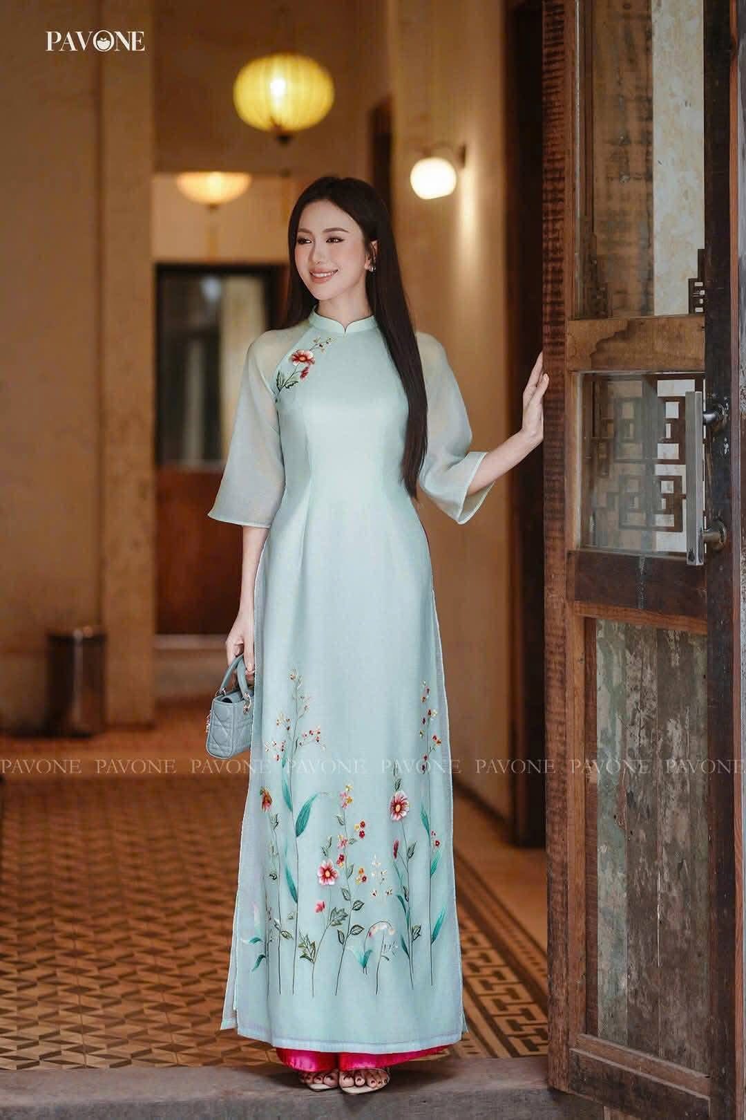 Áo dài cách tân nữ Nhã Thanh