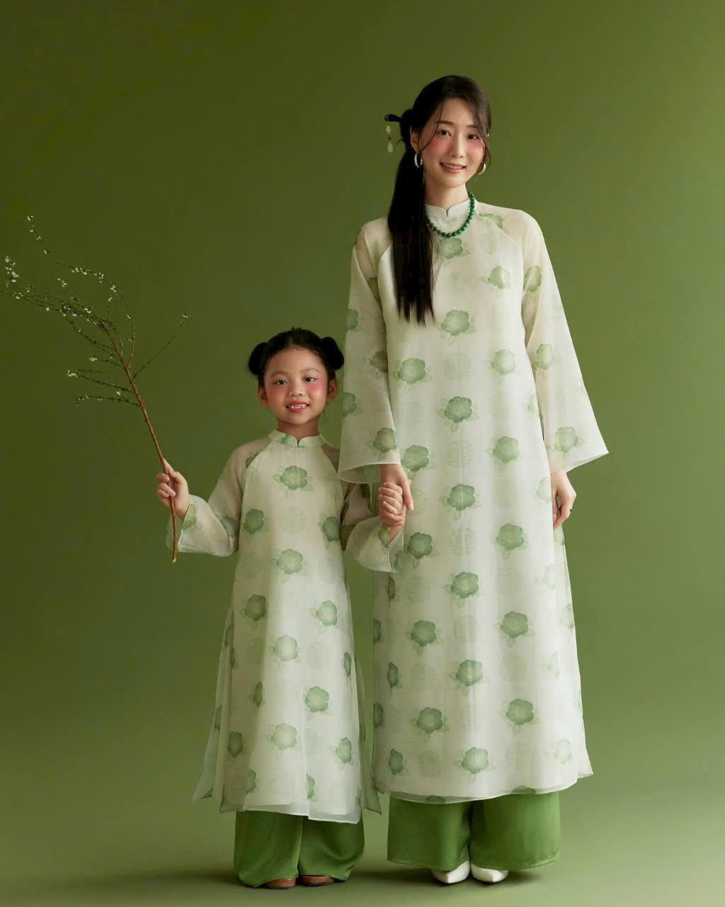 ÁO DÀI NỮ TƠ ÁNH LÓT LỤA MÀU XANH