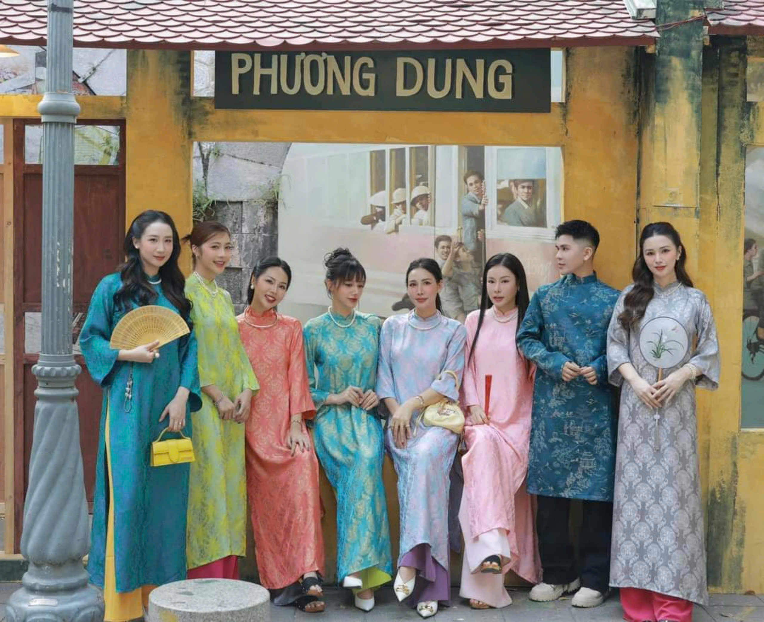 áo dài nữ gấm suông