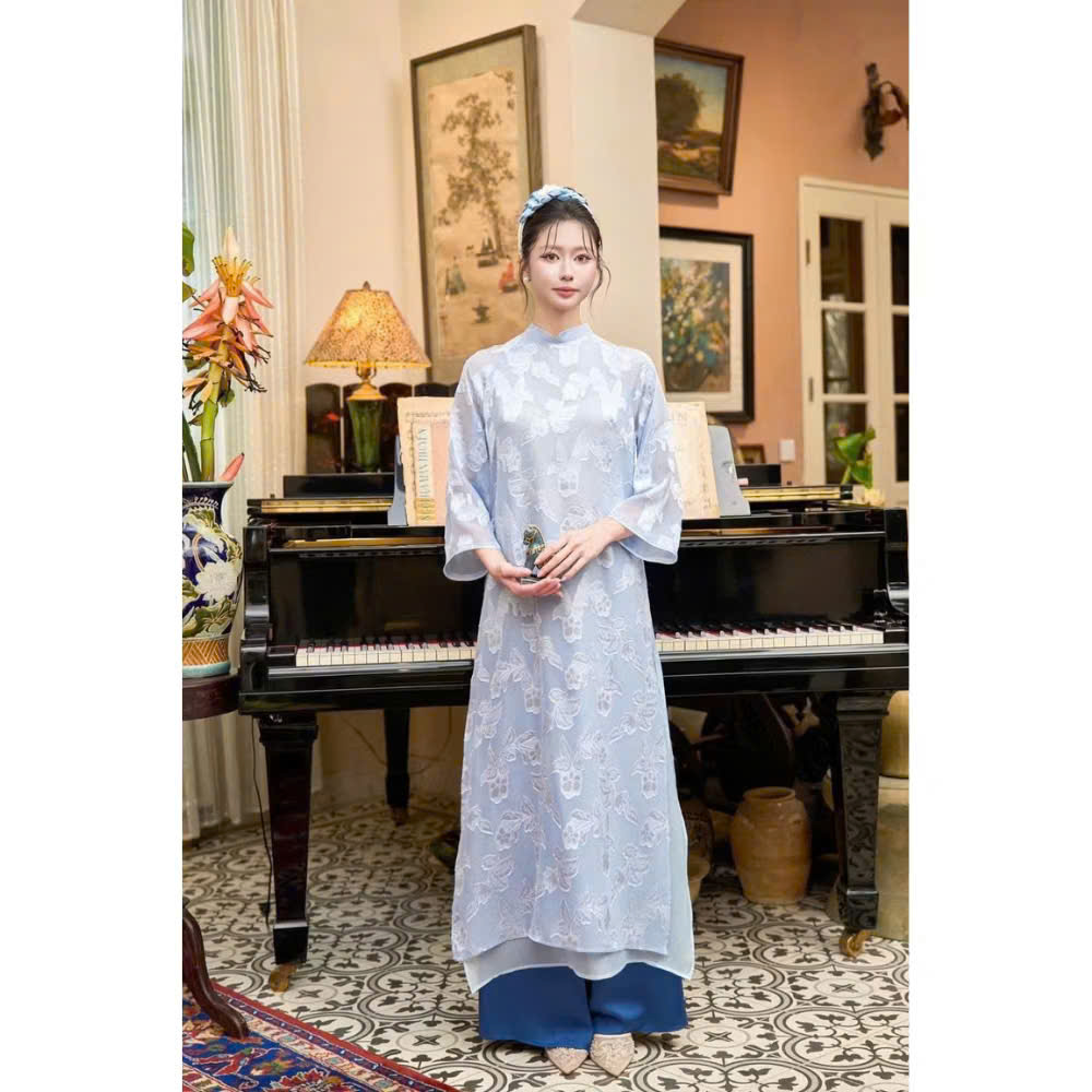 Áo dài nữ cách tân
